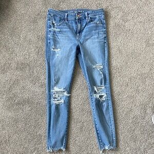 American Eagle Outfitters Light Blue Distressed Skinny Jeans